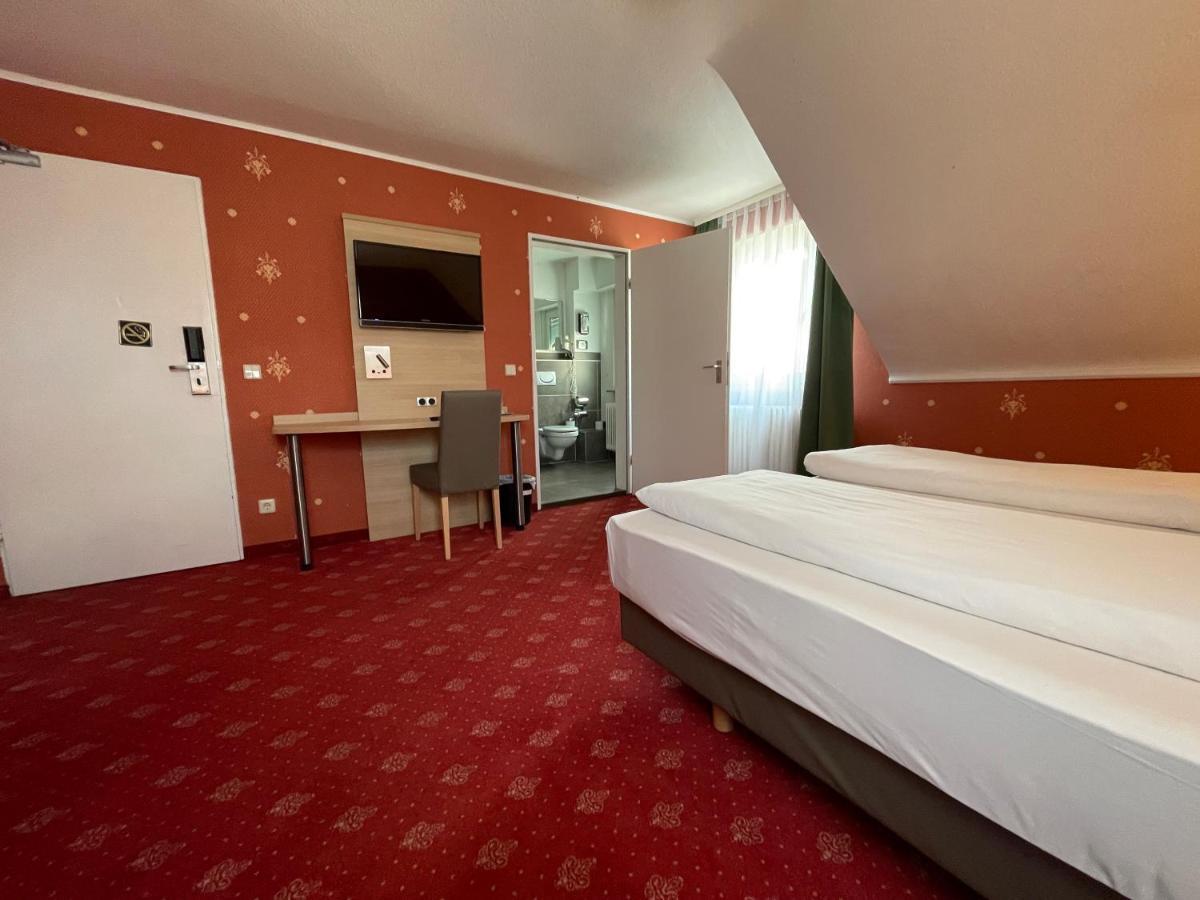 Hotel Hafner - Self Check-In Stuttgart Eksteriør bilde