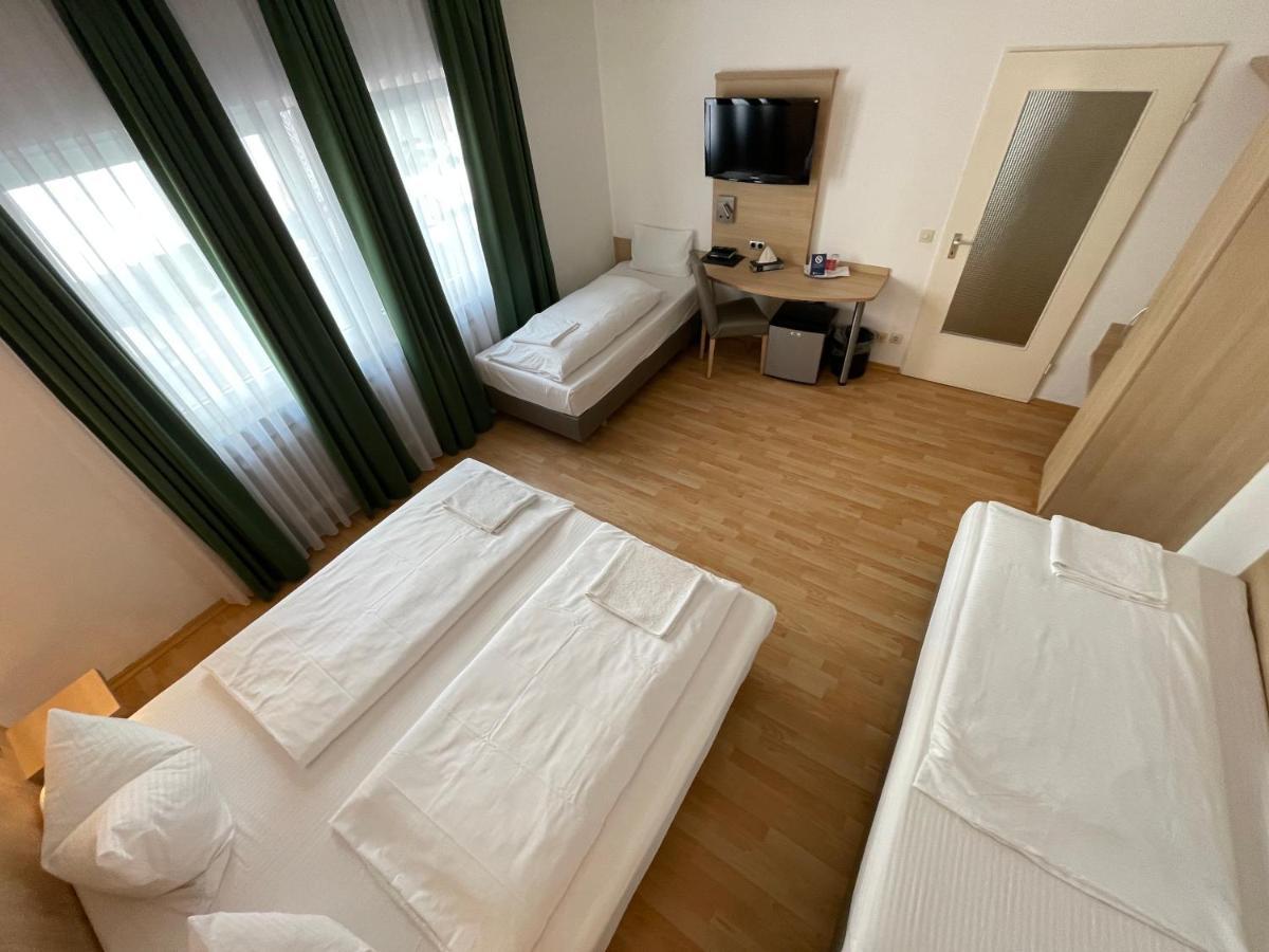 Hotel Hafner - Self Check-In Stuttgart Eksteriør bilde