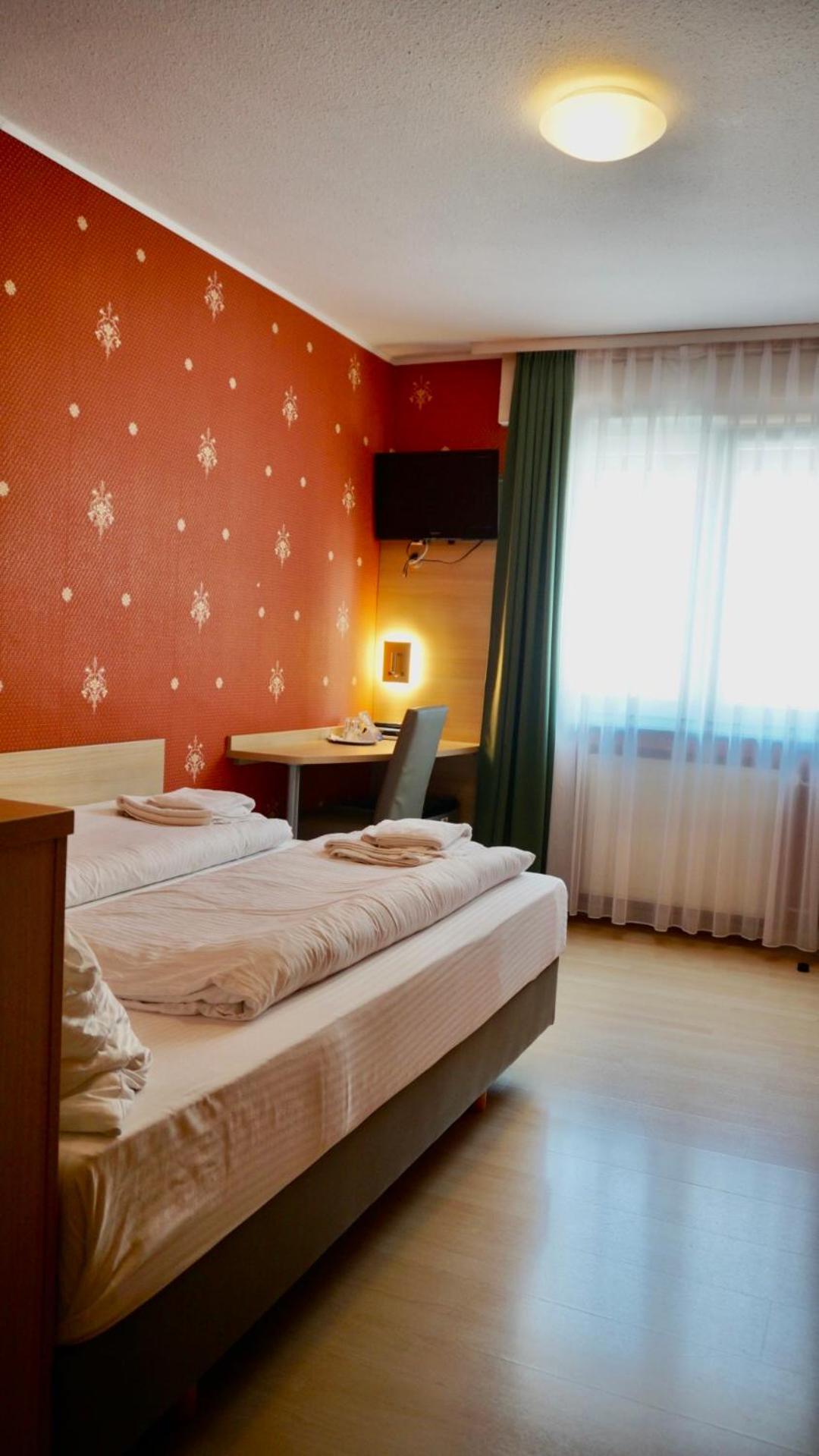 Hotel Hafner - Self Check-In Stuttgart Eksteriør bilde